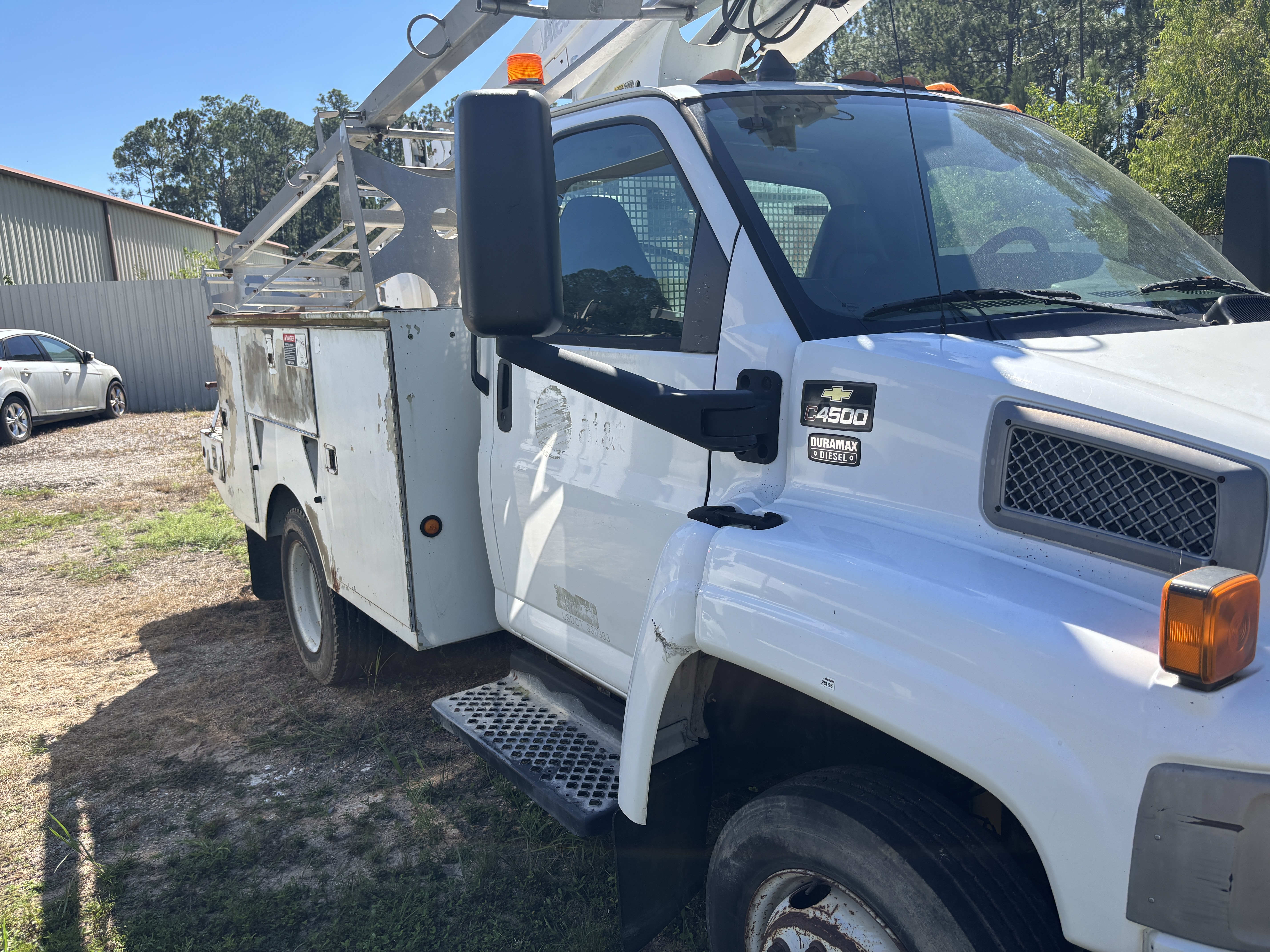 2005 CHEVROLET C4500 - Image 3